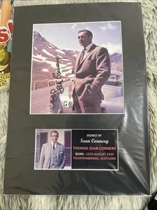 A Sean Connery James Bond 'Goldfinger' Aston Martin DB5 con firma, - Foto 1 di 5