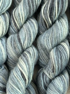 Lot 8 SOFT Skein #2 Pure Peruvian Soft Wool Yarn 5.7oz 160gr SK03 Blue Mix A - Picture 1 of 4