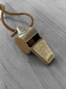 Vintage The Acme Thunderer Metal Whistle – Made in England Retro Sport - Picture 1 of 6