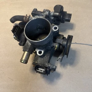 Throttle Body Throttle Valve Assembly Fits 1998-1999 Toyota COROLLA 130k - Foto 1 di 11