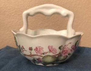 CERAMIC CANDY BASKET / BOWL WITH FRUIT FLOWERS BY ROYAL GALLERY - Picture 1 of 6