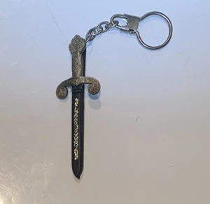 Vintage Sword In Sheath Keychain Key Ring Ninja Samurai Knife Blade - Picture 1 of 4