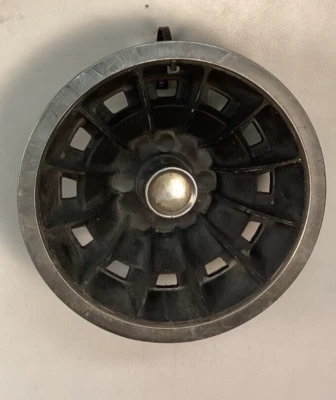 1975 - 1980 年雪佛兰 Monza 轮毂盖轮辋轮毂盖 13 英寸 3100 复古旧 — 第 1/2 张图片