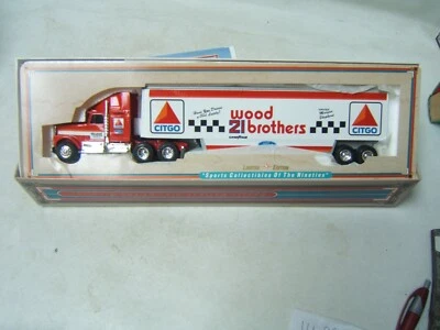 Wood Brothers #21 Morgan Shepherd Ertl Racing Transporter MIB Collectibles of 90 - Image 1 of 4