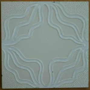GERMANY - ANTIQUE ART NOUVEAU MAJOLICA TILE C1900 - Picture 1 of 3