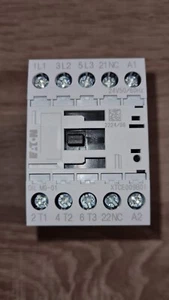 EATON Leistungsschütz DILM9-01 (24VAC 50/60Hz), 4kW, 3 Schließer - Bild 1 von 3