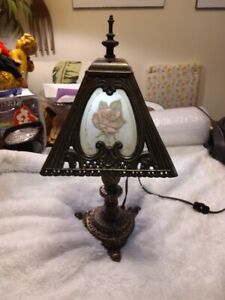 Vintage Boudoir Table Lamp With Glass Panels Brass Tone & Roses Pattern 22"