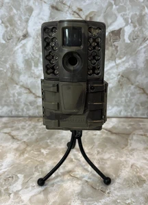 Moultrie Game Camera MCG-13130 Hunting Trail Cam Camo UNTESTED - FOR PARTS - Picture 1 of 16