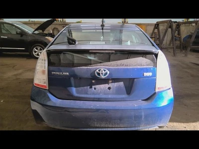 (LOCAL PICKUP ONLY) Trunk/Hatch/Tailgate Prius VIN Du 7th And 8th Digit Fits 10- - Изображение 1 из 4