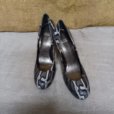 ¡¡GUAU!! BOMBAS TAUPE ESTAMPADO SERPIENTE!! TALLA 12M Foto 1 de 4