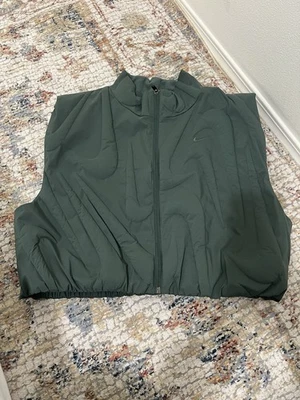 Colete Solto Nike Feminino Coleção de Roupas Esportivas Therma-FIT Tamanho G Verde - Imagem 1 de 4