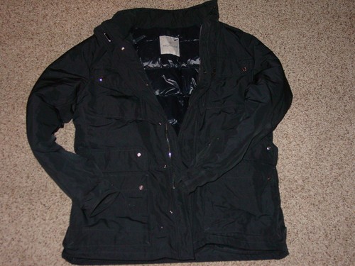 Piumino da donna Moncler nero con cappuccio! Taglia 5 (XXL)