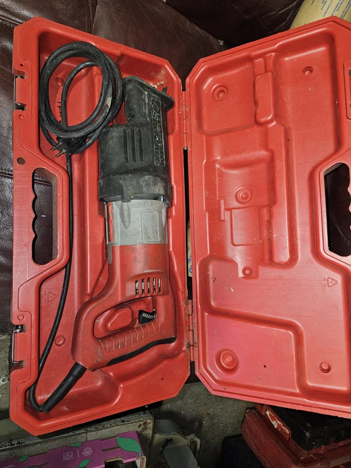 Milwaukee 6520-21 Orbital Sawzall Recip Saw  - Image 1 of 4