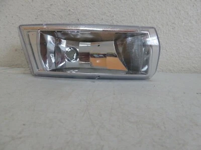 Luz antiniebla lateral derecha Chevrolet Malibu 2004 2005 2006 2007 Foto 1 de 4