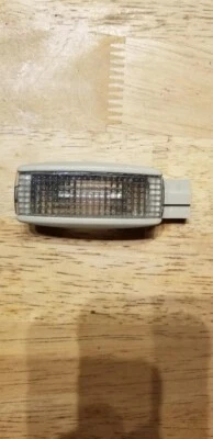 Parasol Volkswagen Beetle Jetta Passat 1999-2005 Golf luz 3b0947113 bronceado Foto 1 de 4