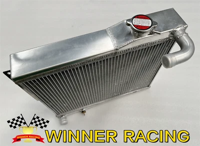 👍Radiador personalizado para 1977-1980 MGB GT/Roadster con motor GM 3,4 L V6 NÚCLEO 70 MM Foto 1 de 4
