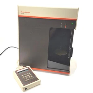 Micromeritics GEMINI 2375 Oberflächenporengrößenanalysator, 100-240VAC - Bild 1 von 10