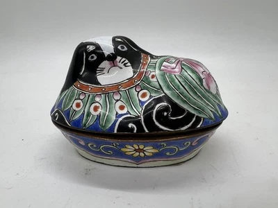 Canton Enamel Copper Edging Trinket Box Pekinese Dog Turquoise Interior - Image 1 of 4