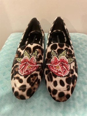 Sapatilhas de balé Madden Girl bordadas com strass rosa - Imagem 1 de 4