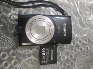 Canon IXUS 185 20MP 8X Optical Zoom Compact Digital Camera Black - Picture 1 of 14