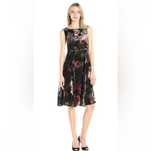 GUC Betsey Johnson Black Velvet Burnout Floral Crepe Dress (12) - Picture 1 of 11