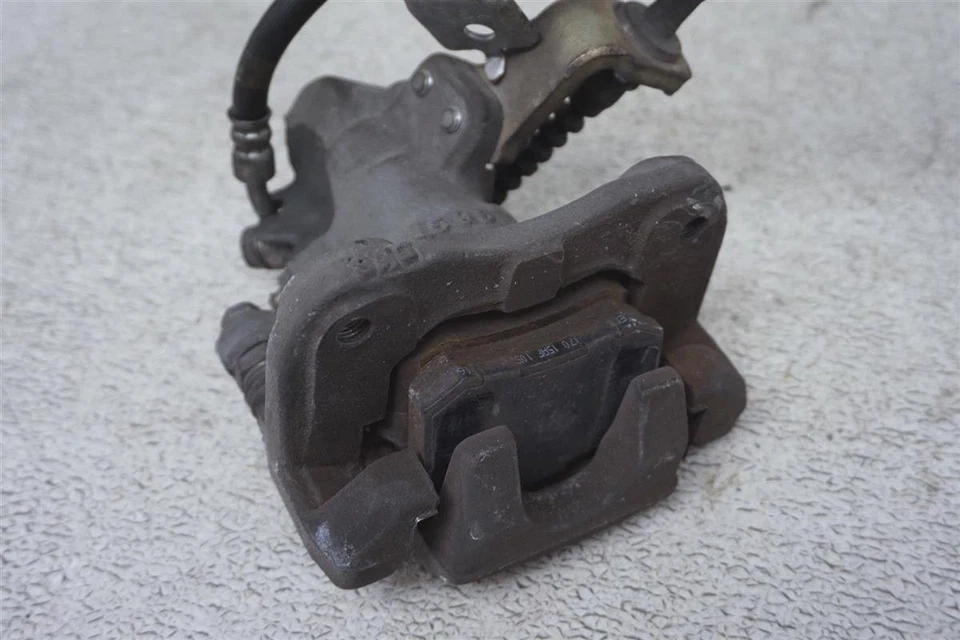 Pinza de freno trasero derecho pasajero Acura RSX 2002-2006 43018-S5A-J02RM Foto 1 de 4