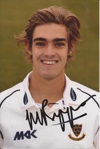 SUSSEX * MICHAEL RIPPON SIGNED 6X4 PORTRAIT PHOTO + COA - Bild 1 von 1
