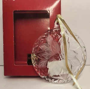 Mikasa Japan Festive Poinsettia Glass Christmas Ornaments 3.25" Round QQ185/525 - Picture 1 of 7