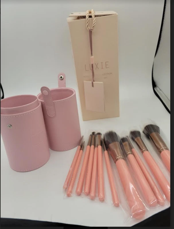 Juego de 13 pinceles Luxie Signature oro rosa Foto 1 de 1
