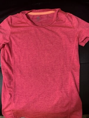 Camiseta deportiva roja Champion para niñas talla 6-6x Foto 1 de 3