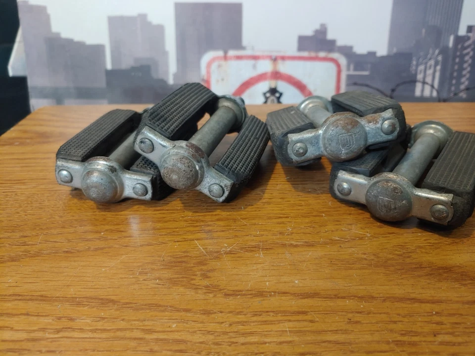 Vintage Cruiser Bike Pedals Lot 2 Sets 2 Sizes 1/2in Union  - Image 1 of 4