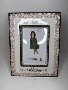 Celtic Heritage "Dance" Rahmen von Grasslands Road Irish Dancing - Bild 1 von 3