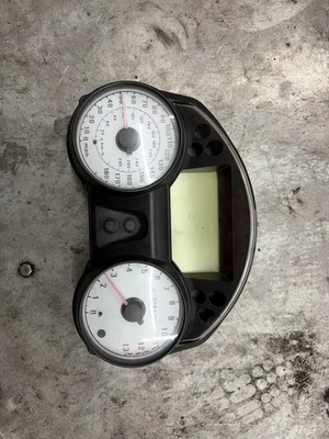 06-11 Kawasaki Ninja ZZR1400 ZX14 Medidores Tablero Cluster Velocímetro Velocímetro Foto 1 de 3