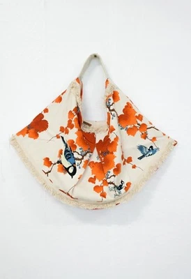 ONE HUNDRED STARS Travel Tote Slouch Bag - Maple Red | Onesize - Image 1 of 4