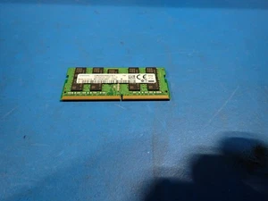 M474A2K43BB1-CPB SAMSUNG 16GB PC4-2133P-TG1-10 DDR4 ECC SODIMM - Picture 1 of 5