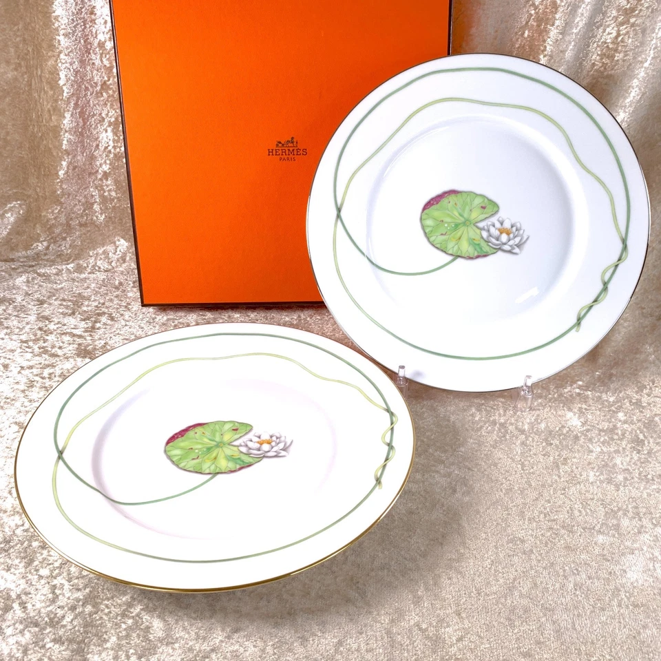 Juego de 2 vajilla de porcelana Hermes Nil plato de cena verde loto nilo 27 cm con caja Foto 1 de 4