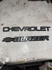 1999 Chevy blazer rear hatch door badge Emblems OEM part - Picture 1 of 5