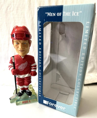 Detroit Red Wings Brett Hull “Men Of The Ice” Bobblehead Forever Collectibles Cover