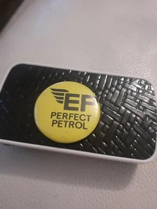 Insignia EP Perfect Gasolina Vintage - Imagen 1 de 3