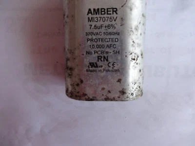 Amber Capacitor MI37075V; 7.5uf; 370VAC; 50/60HZ----"USED" - Image 1 of 2