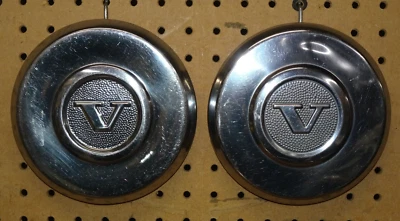 Tapacubos tapacubos de rueda de acero vintage OEM 1975-84 Volvo 244 245 242 DL Foto 1 de 4