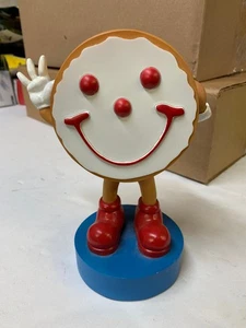 EAT'N PARK Smiley Cookie BOBBLEHEAD Rare - SMILEY FACE BOBBLE HEAD - Picture 1 of 3