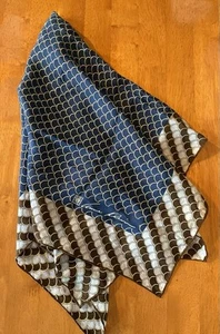 Vtg Anne Klein 100% Silk Fish Scale Print Square Scarf Size 25” Hand Rolled Hem - Picture 1 of 11