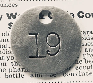 Number 19 Tag Aluminum Metal Numbered Keychain Stamped Token Fob Check - Picture 1 of 1