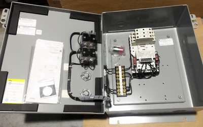 NEW GENERAL ELECTRIC CR463M60CJA10G0 LIGHTING CONTACTOR MECHANICALLY HELD - Image 1 of 4