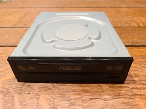 ASUS 24X DVD Burner DRW-24B1ST/BLK/B/AS Rewritable Drive SATA - Picture 1 of 5