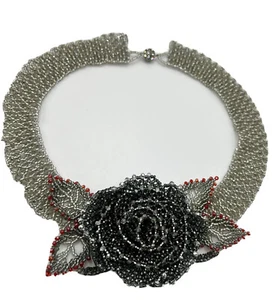 Beautiful hand made,sead bead necklace with a very beautiful rose flower pendant - Picture 1 of 5
