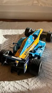 Coche Rc 1:10 f1 Thunder Tiger Renault R25 Fernando Alonso - Imagen 1 de 3