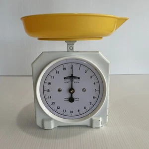 Vintage Persinware Metal Kitchen Scales 720 model Yellow Plastic Bowl -Australia - Picture 1 of 12