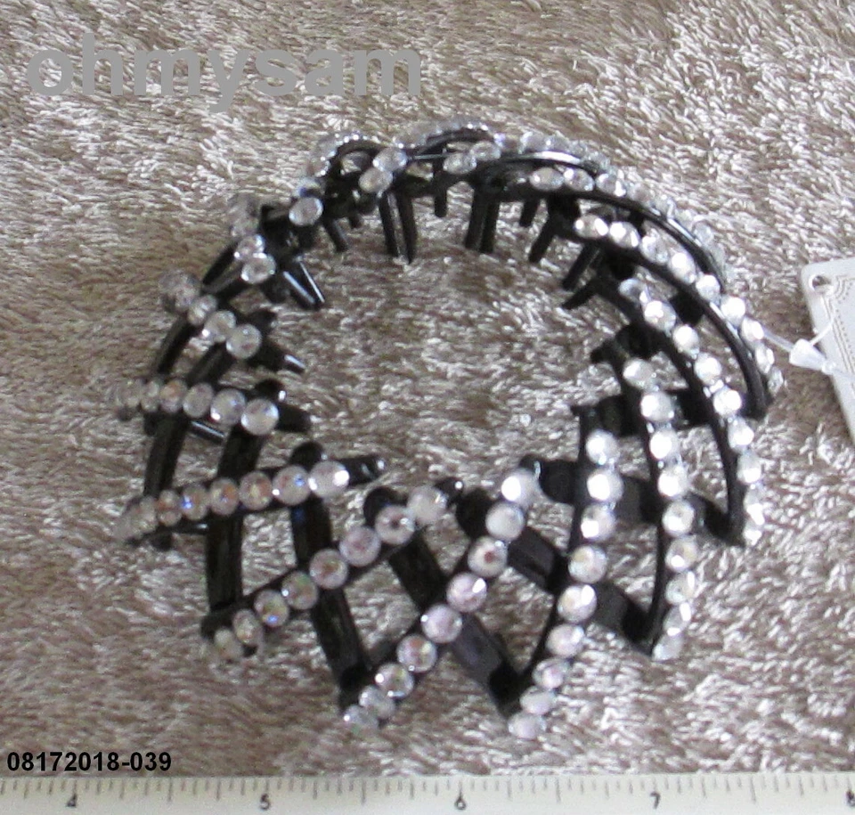 CLOSEOUT 1+1 PINZA DE PELO PLÁSTICA NUEVA COLOR NEGRO/AJUSTE. COLA DE CABALLO/PEINE/PIEDRA Foto 1 de 3